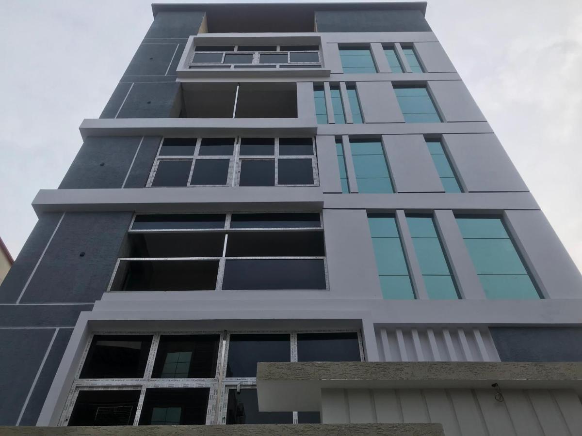 Ramya Grand Apartment Визакхапатнам Екстериор снимка